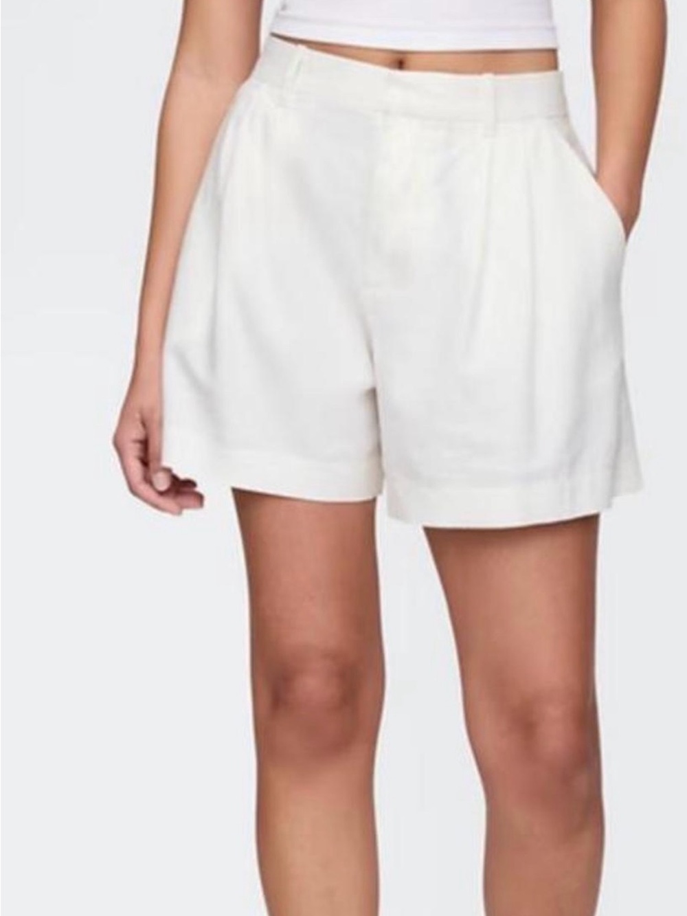 GAP White High-Rise Pleated Women’s Shorts